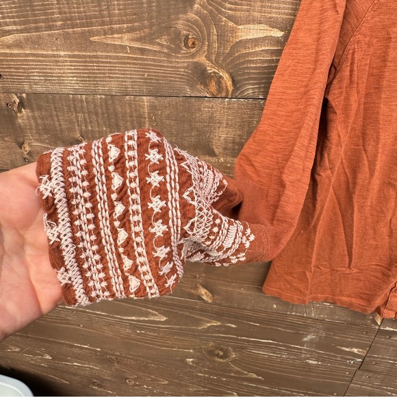 Orvis Women’s Embroidered Long Sleeve Button Shirt Size Small - Picture 3 of 7